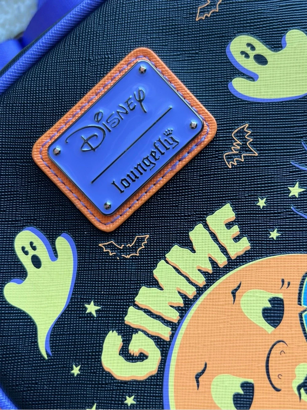 Loungefly Disney Lilo & Stitch Mini Bag Halloween Gimme Candy passport bag glow - Picture 4 of 16